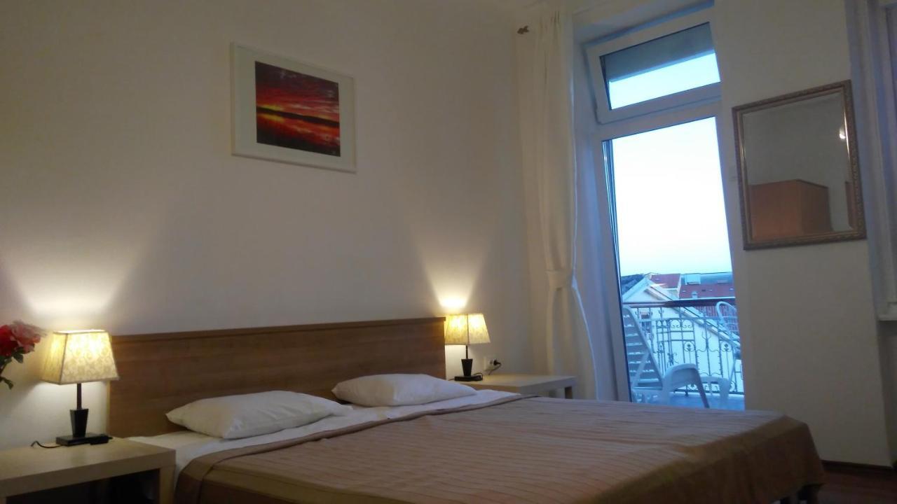 Apartmani Lela Selce Kültér fotó