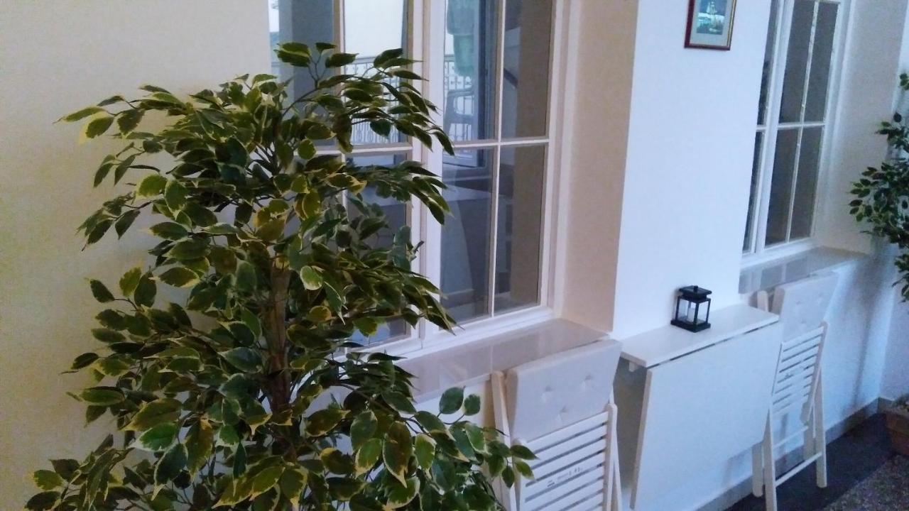 Apartmani Lela Selce Kültér fotó