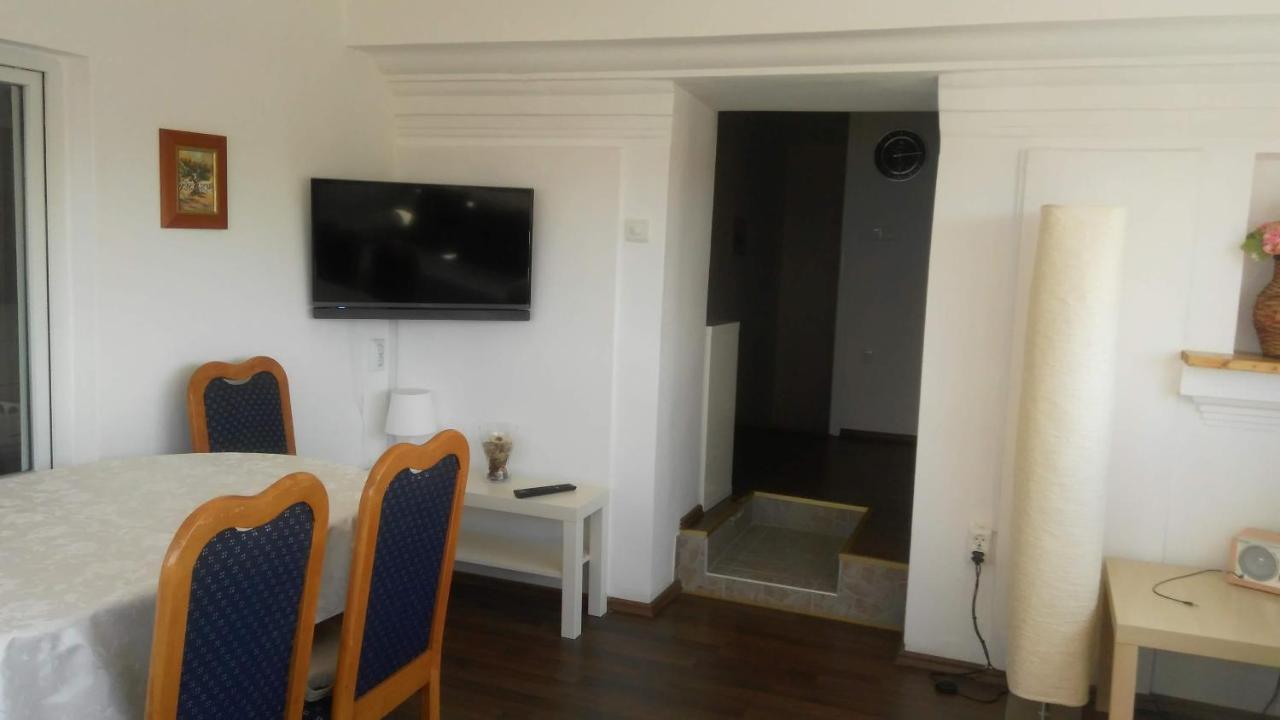 Apartmani Lela Selce Kültér fotó