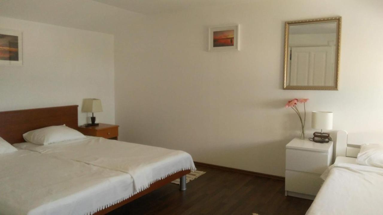 Apartmani Lela Selce Kültér fotó