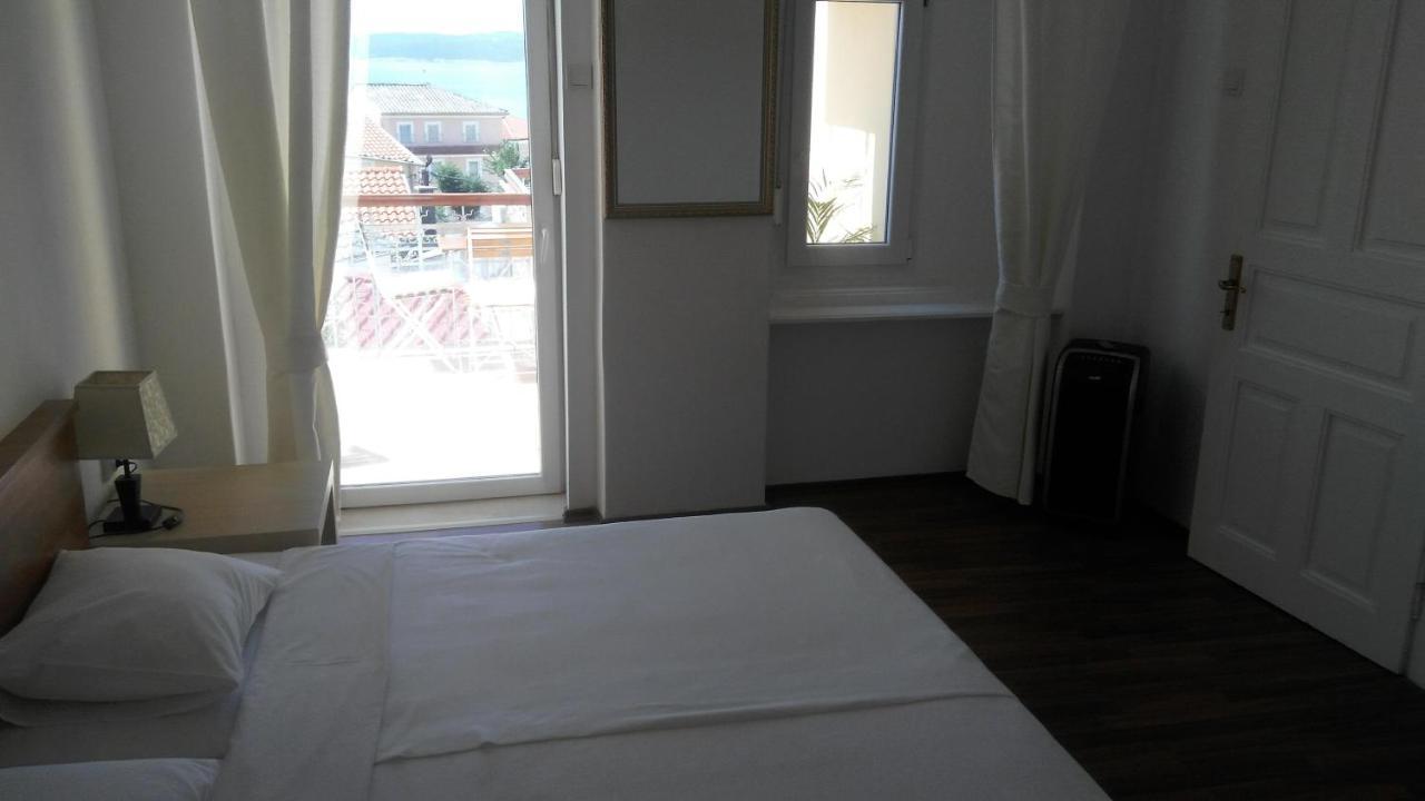 Apartmani Lela Selce Kültér fotó